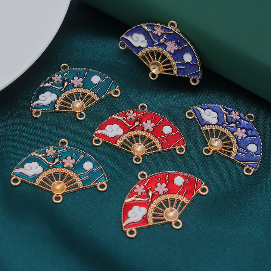 【P299】Auspicious Clouds Fan -High quality charms