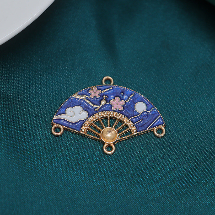 【P299】Auspicious Clouds Fan -High quality charms